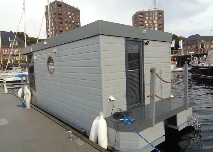 Hausboot Paulada-Mare